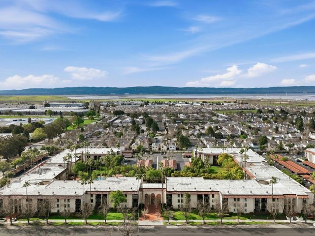 39931 Cedar Boulevard 305, Newark, CA 94560