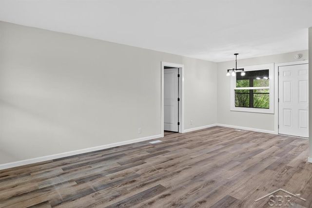 1813 Bayberry Lane, Flint, MI 48507