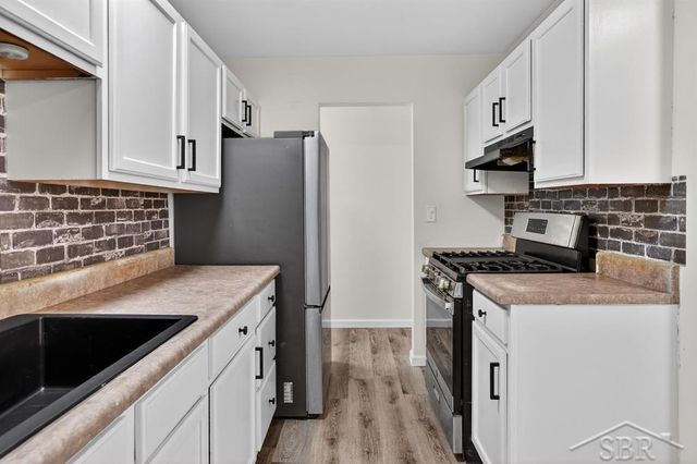 1813 Bayberry Lane, Flint, MI 48507
