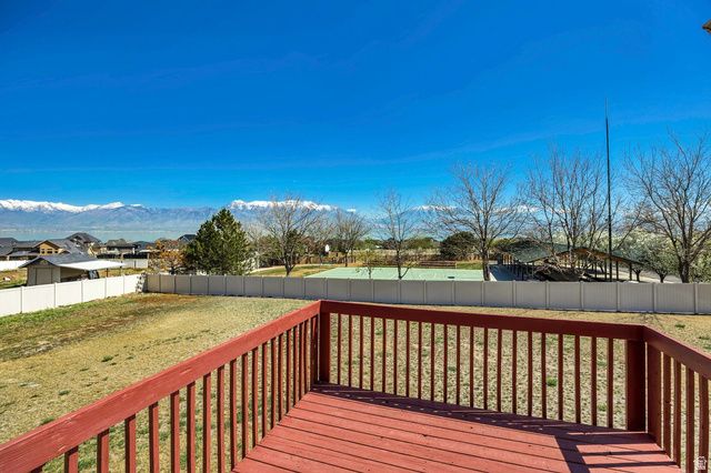 3964 S STARLIGHT DR, Saratoga Springs, UT 84045