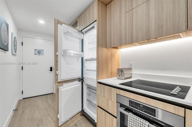 225 N Miami Avenue 2208, Miami, FL 33128