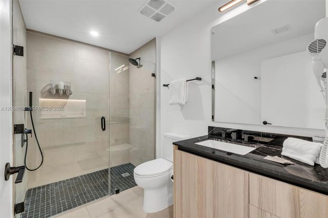 225 N Miami Avenue 2208, Miami, FL 33128