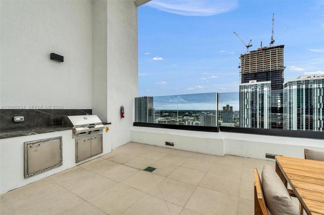 225 N Miami Avenue 2208, Miami, FL 33128