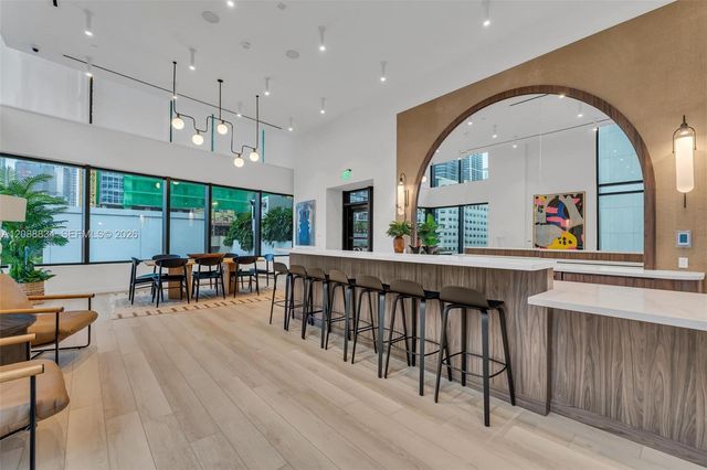 225 N Miami Avenue 2208, Miami, FL 33128