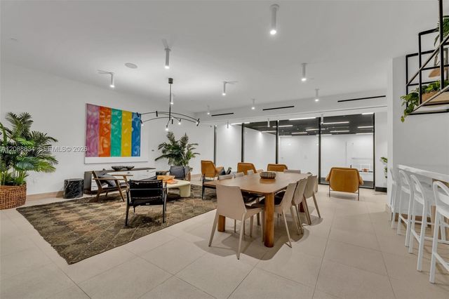 225 N Miami Avenue 2208, Miami, FL 33128