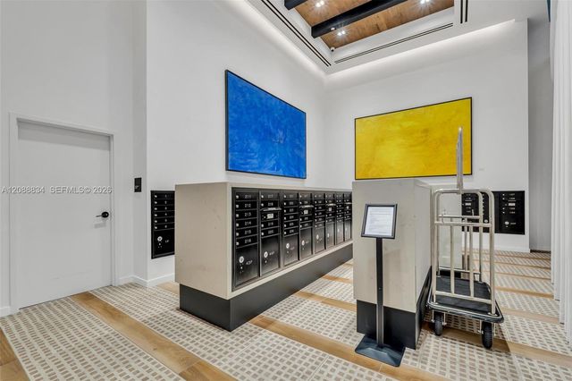 225 N Miami Avenue 2208, Miami, FL 33128