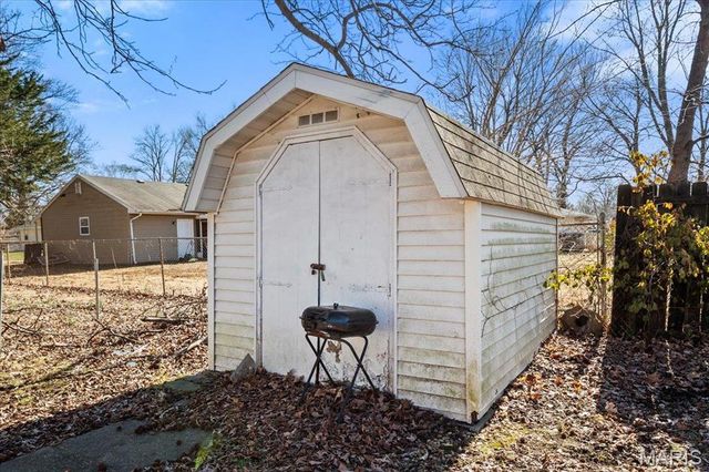 7304 Northern Drive, Belleville, IL 62223