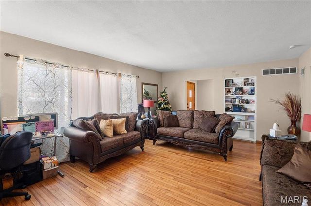 7304 Northern Drive, Belleville, IL 62223
