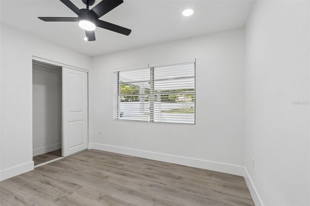 7906 N FREMONT AVENUE, Tampa, FL 33604