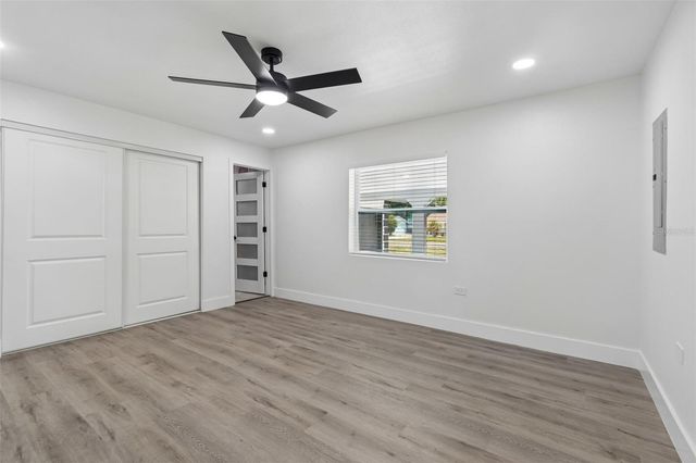 7906 N FREMONT AVENUE, Tampa, FL 33604