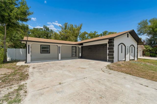 7906 N FREMONT AVENUE, Tampa, FL 33604