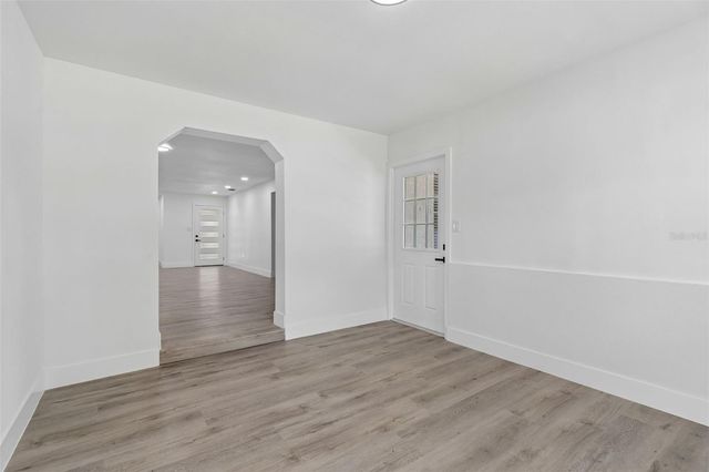 7906 N FREMONT AVENUE, Tampa, FL 33604