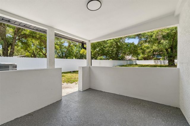 7906 N FREMONT AVENUE, Tampa, FL 33604