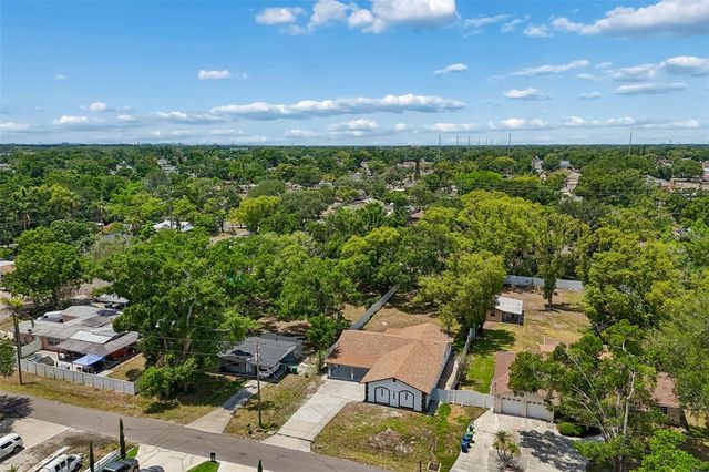 7906 N FREMONT AVENUE, Tampa, FL 33604
