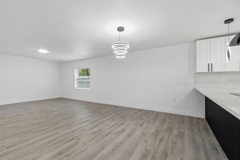 Image 19 of property listing at 7906 N FREMONT AVENUE, Tampa, FL 33604