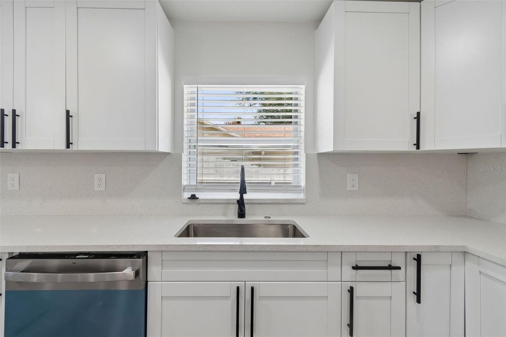 Image 30 of property listing at 7906 N FREMONT AVENUE, Tampa, FL 33604