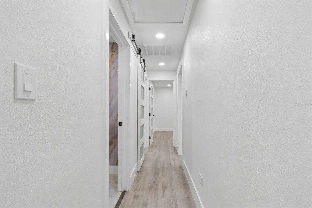 Image 34 of property listing at 7906 N FREMONT AVENUE, Tampa, FL 33604