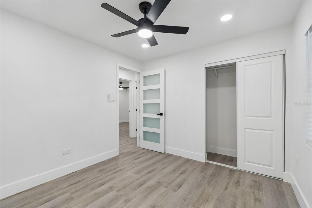 Image 41 of property listing at 7906 N FREMONT AVENUE, Tampa, FL 33604