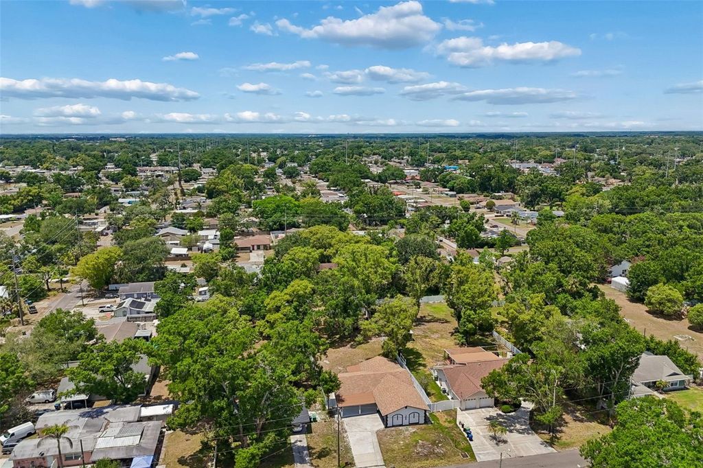 Image 80 of property listing at 7906 N FREMONT AVENUE, Tampa, FL 33604