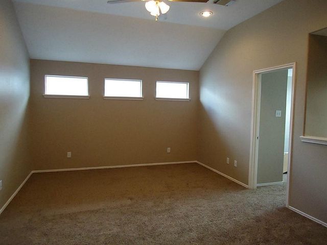 11047 Knobbley Oak Court, Houston, TX 77065