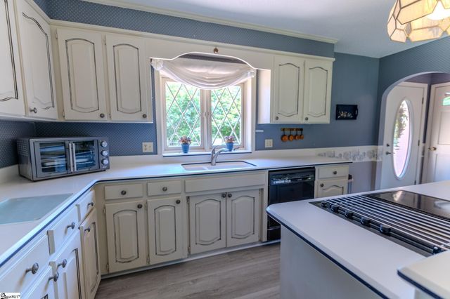 124 Timberlake Circle, Inman, SC 29349