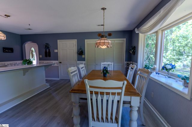 124 Timberlake Circle, Inman, SC 29349