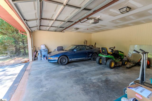 124 Timberlake Circle, Inman, SC 29349