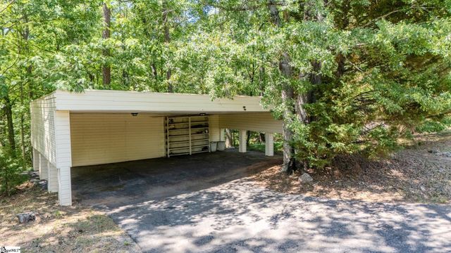 124 Timberlake Circle, Inman, SC 29349