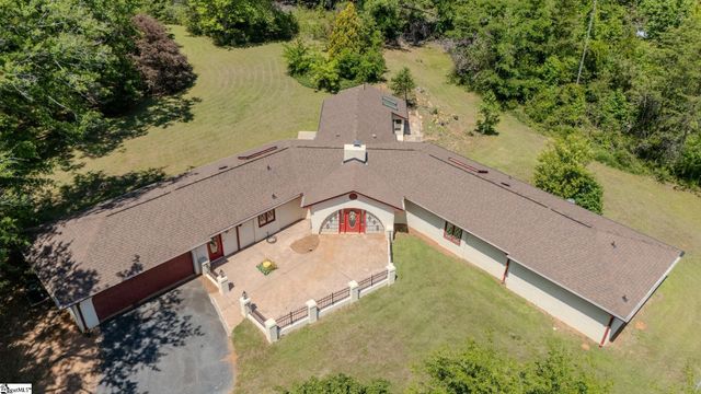124 Timberlake Circle, Inman, SC 29349