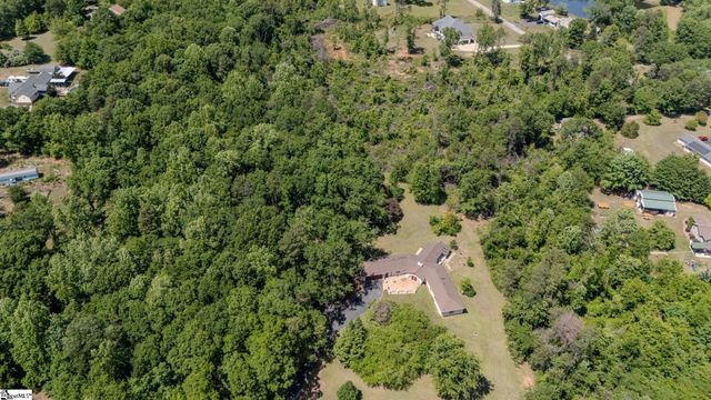 124 Timberlake Circle, Inman, SC 29349