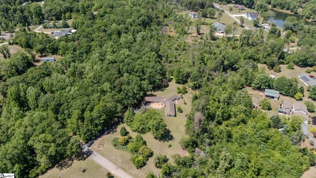 124 Timberlake Circle, Inman, SC 29349
