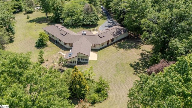 124 Timberlake Circle, Inman, SC 29349