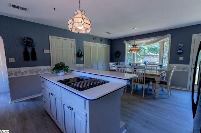 124 Timberlake Circle, Inman, SC 29349