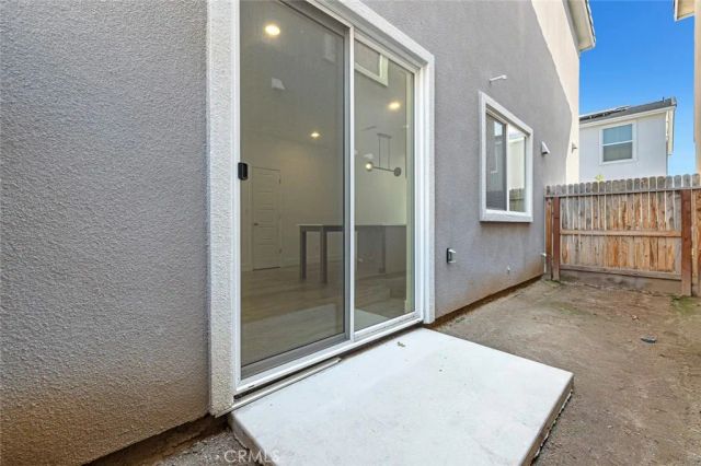 2725 E Teaberry Drive, Fresno, CA 93730