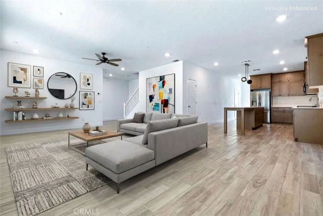 2725 E Teaberry Drive, Fresno, CA 93730