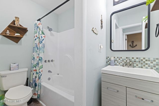 892 New River Inlet Road 4, N Topsail Beach, NC 28460