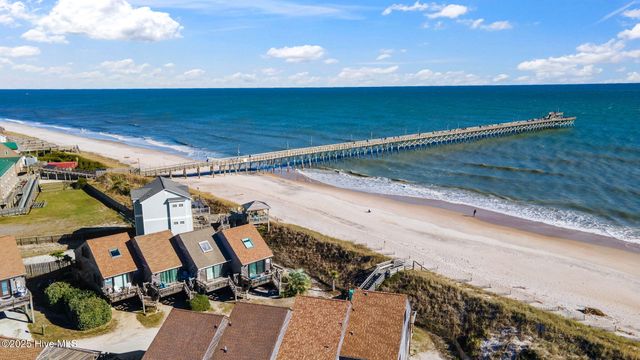 892 New River Inlet Road 4, N Topsail Beach, NC 28460