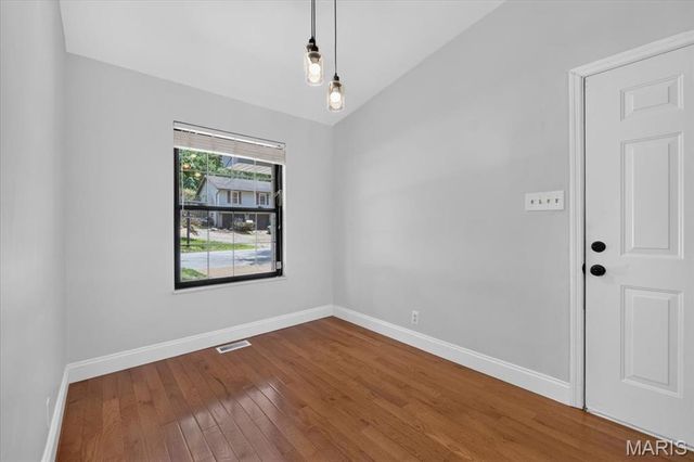 1889 Westbourne Way, Fenton, MO 63026