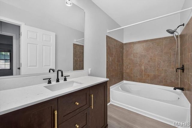 1889 Westbourne Way, Fenton, MO 63026