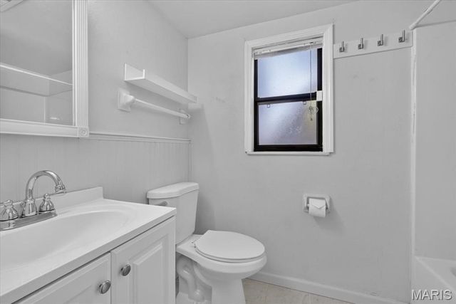 1889 Westbourne Way, Fenton, MO 63026