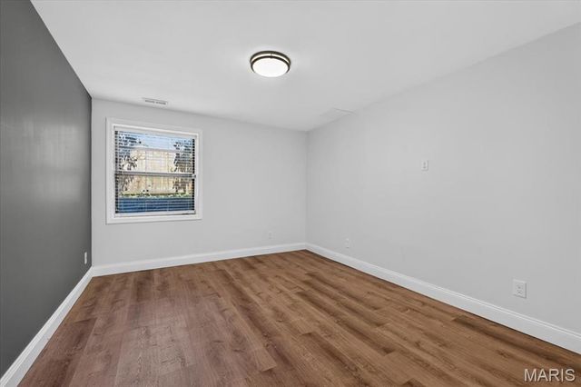 1889 Westbourne Way, Fenton, MO 63026