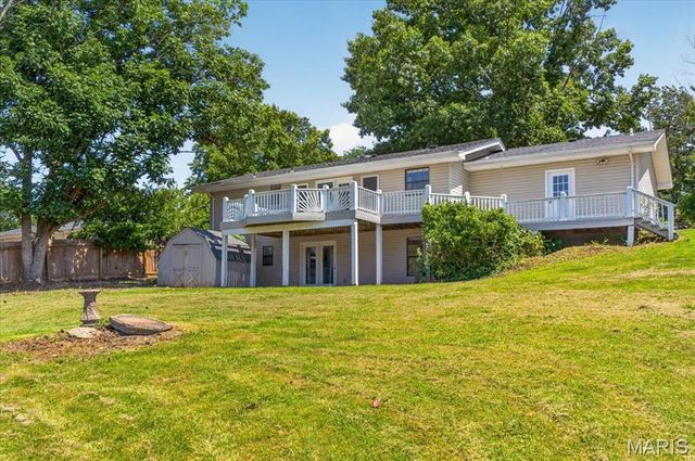 1889 Westbourne Way, Fenton, MO 63026
