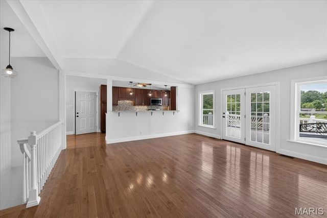 1889 Westbourne Way, Fenton, MO 63026
