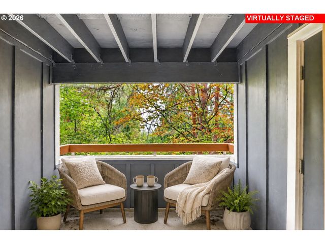 47 EAGLE CREST Dr 14, Lake Oswego, OR 97035