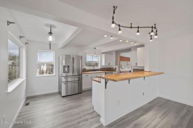 2110 E Coeur D Alene AVE, Coeur D'alene, ID 83814