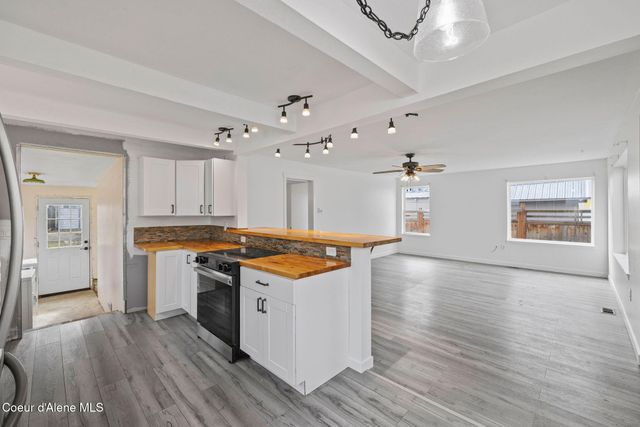 2110 E Coeur D Alene AVE, Coeur D'alene, ID 83814