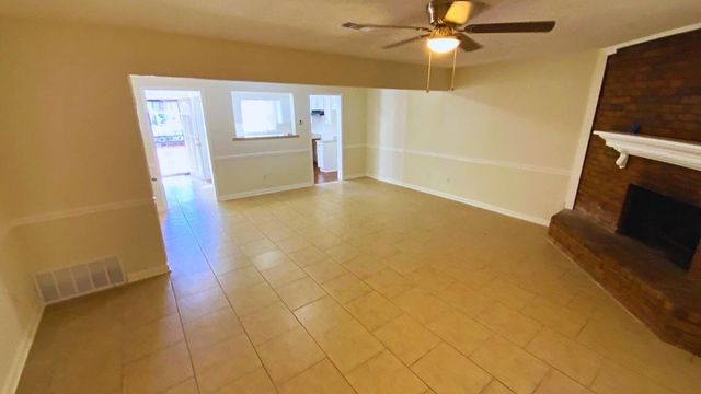 3725 WAX MYRTLE DR, Memphis, TN 38115