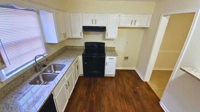 3725 WAX MYRTLE DR, Memphis, TN 38115