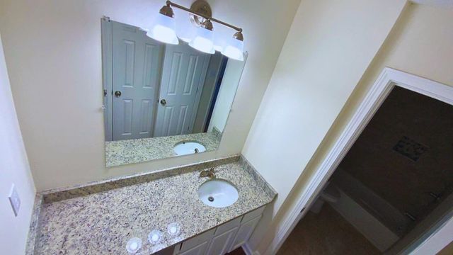 3725 WAX MYRTLE DR, Memphis, TN 38115