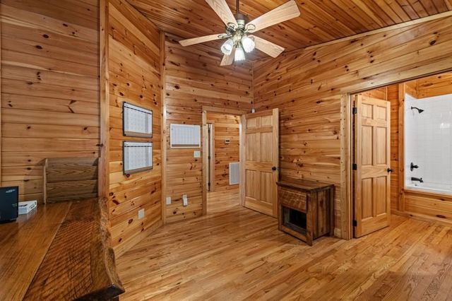 908 Cashes Valley Road, Cherry Log, GA 30522